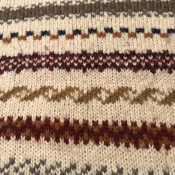 Cream cable knit sweater - Picture 4 of 5